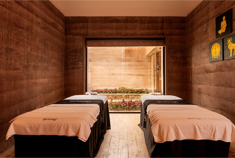 VALARÉ Spa treatment room