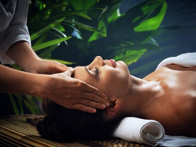 Ayurvedic scalp and head therapy